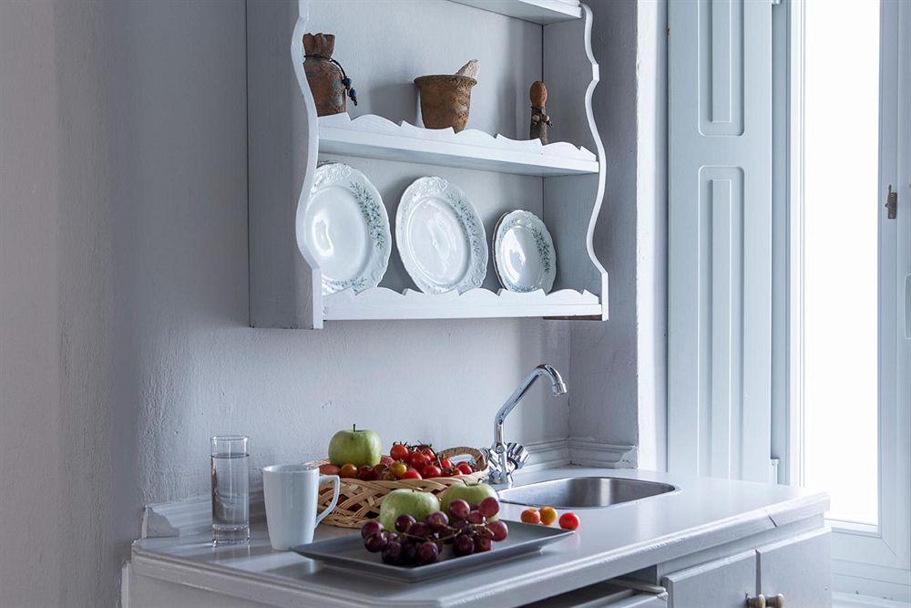 Nonis Apartments Fira  Eksteriør bilde